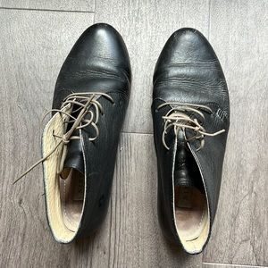 Nisolo bootie size 7.5